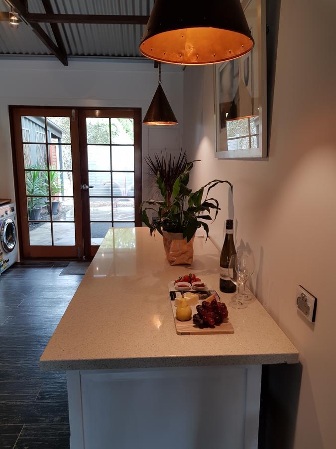 Irongate Studio B&B Mintaro Dış mekan fotoğraf