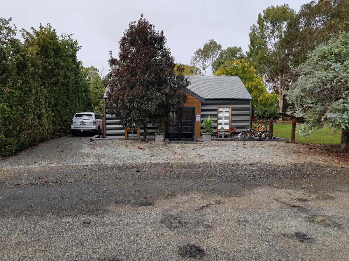 Irongate Studio B&B Mintaro Dış mekan fotoğraf