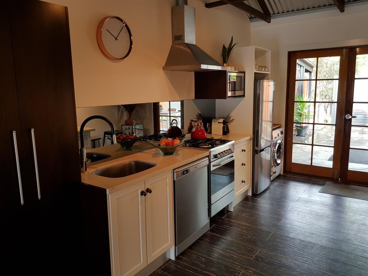 Irongate Studio B&B Mintaro Dış mekan fotoğraf
